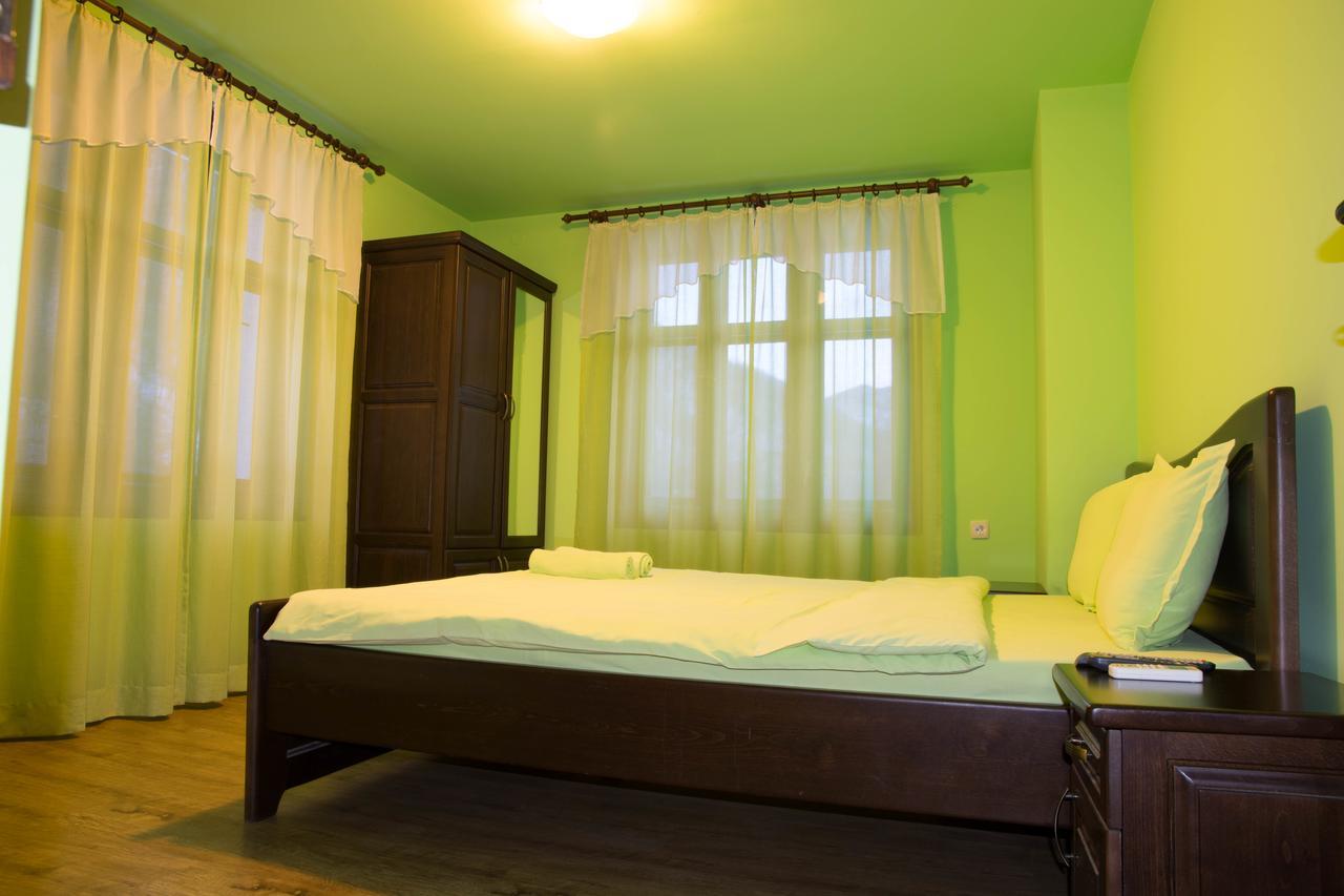 Guest House Ivan Cherni Osŭm エクステリア 写真