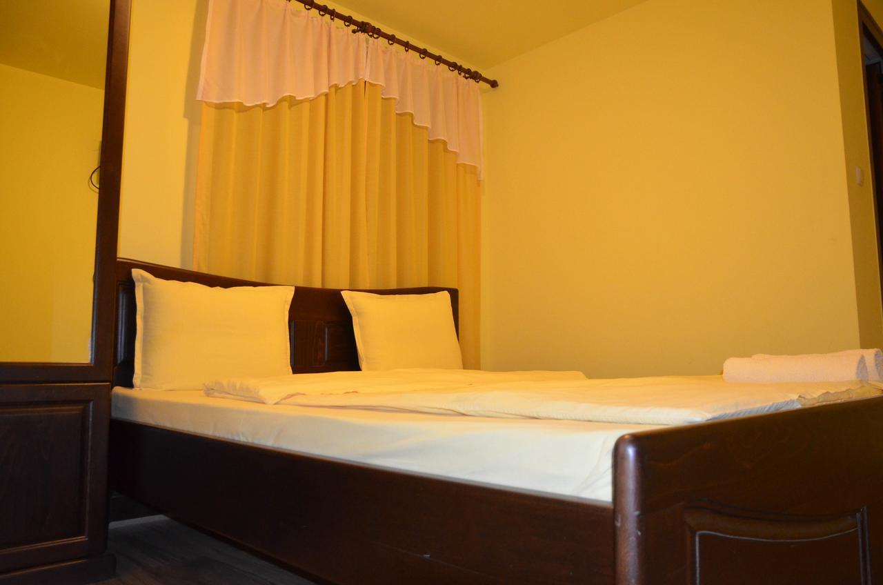 Guest House Ivan Cherni Osŭm エクステリア 写真